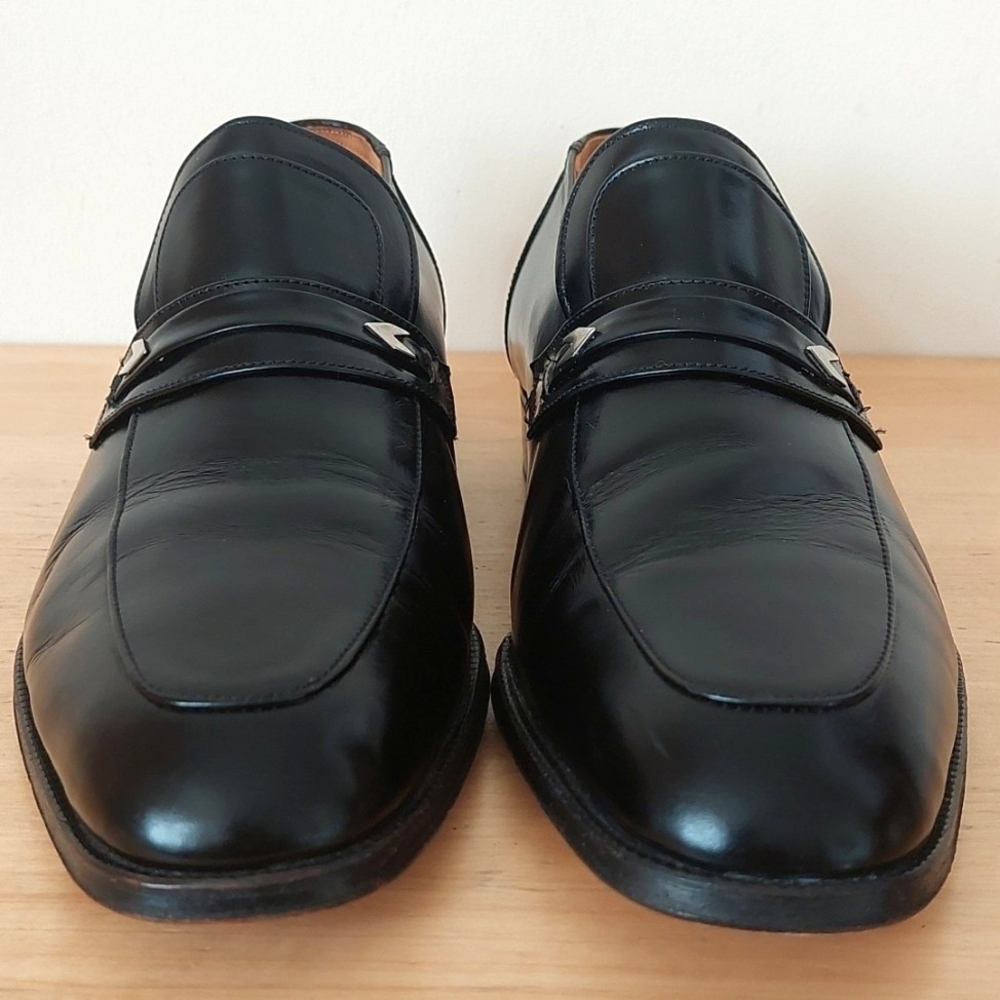 Black Leather Slip-On Men’s Dress Loafers - Picture 11 of 16